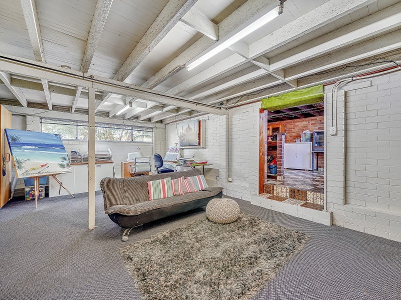 3 Magnet Close, Riverhills QLD 4074