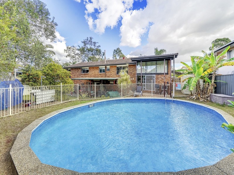 3 Magnet Close, Riverhills QLD 4074