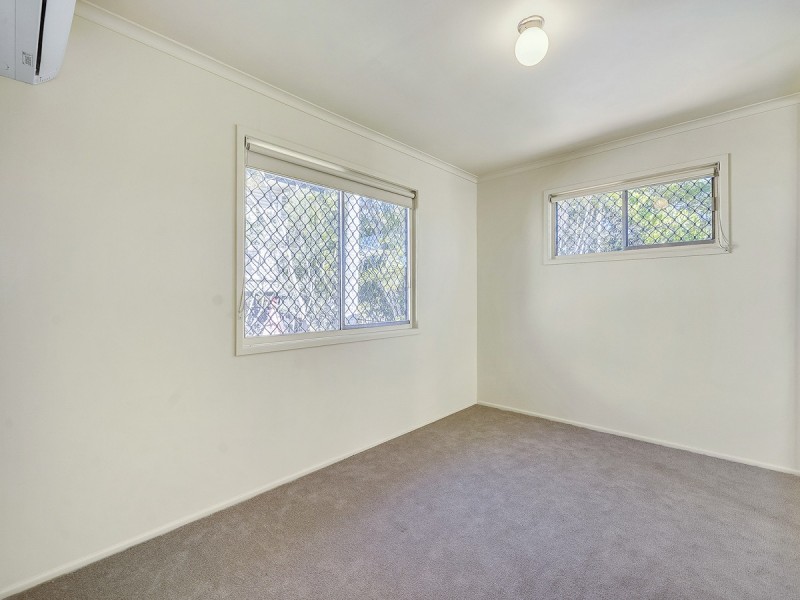 76 Brownie Street, Jamboree Heights QLD 4074