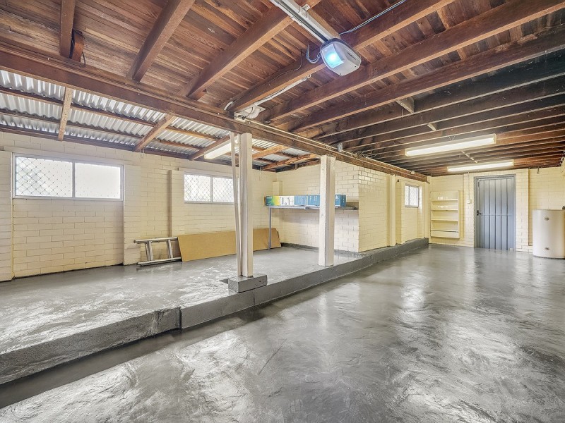 76 Brownie Street, Jamboree Heights QLD 4074