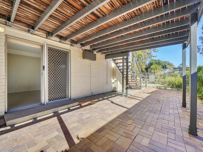 76 Brownie Street, Jamboree Heights QLD 4074