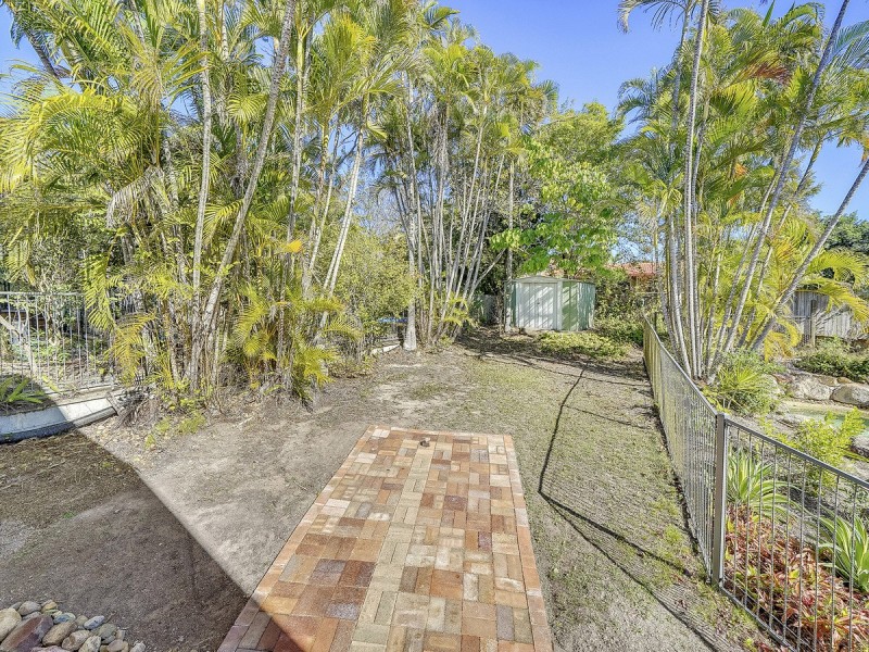 76 Brownie Street, Jamboree Heights QLD 4074