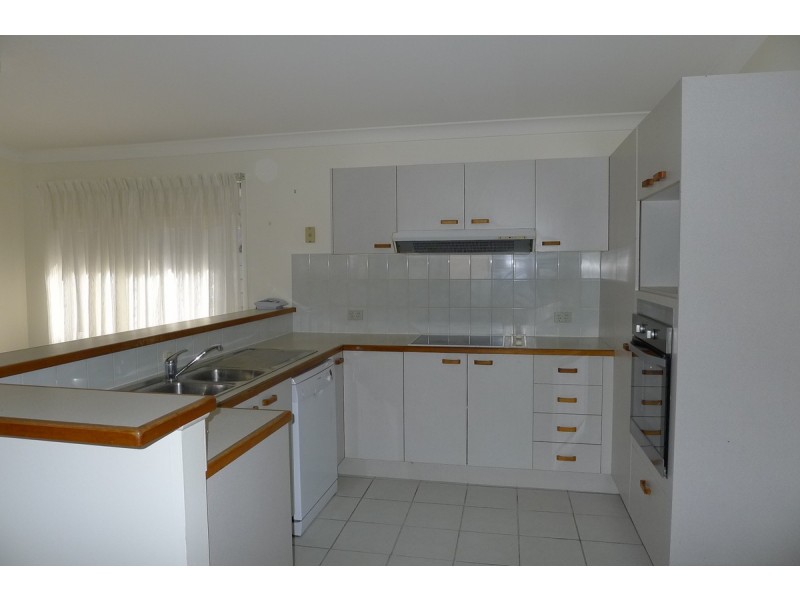 8 Hercules Place, Sinnamon Park QLD 4073