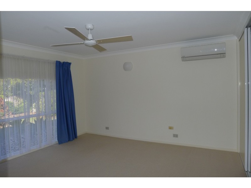 8 Hercules Place, Sinnamon Park QLD 4073