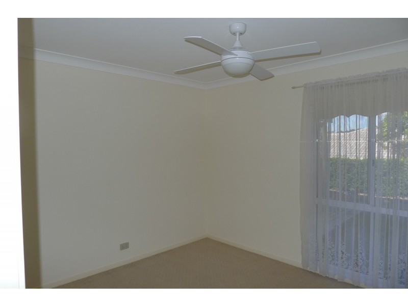 8 Hercules Place, Sinnamon Park QLD 4073