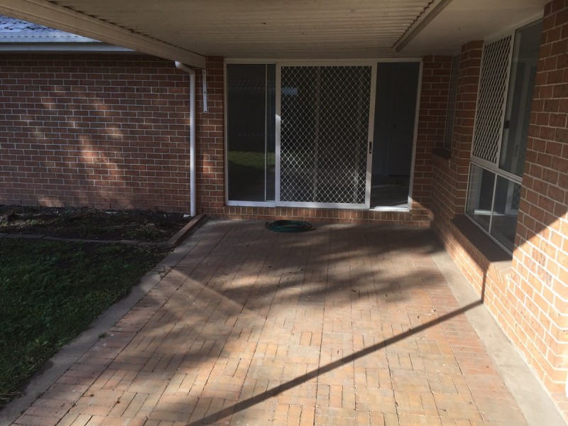 494 Westlake Drive, Riverhills QLD 4074