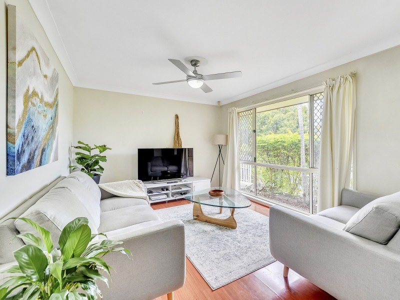 25 Harris Place, Seventeen Mile Rocks QLD 4073