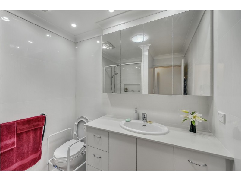 1 Narrung Street, Middle Park QLD 4074