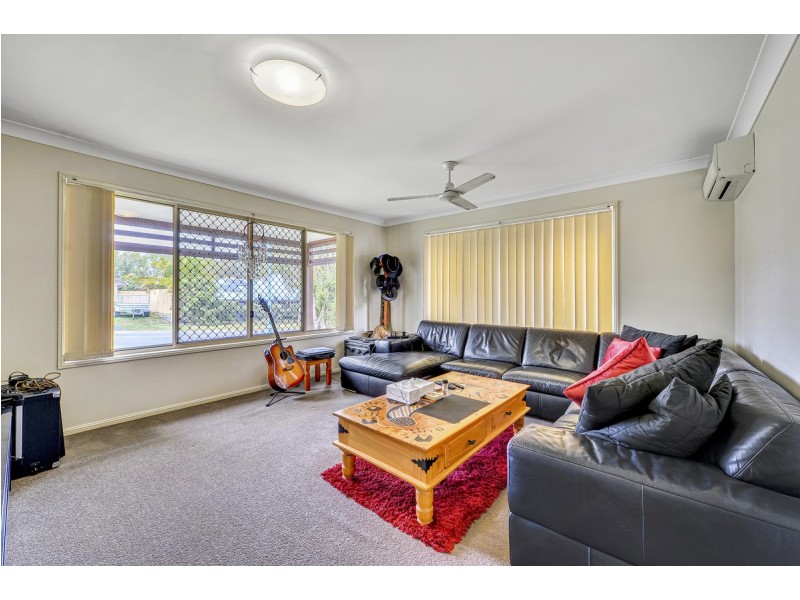 71 Brookeside Crescent, Seventeen Mile Rocks QLD 4073