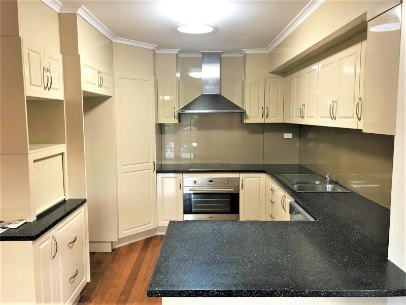 2 Mankinna Street, Jindalee QLD 4074