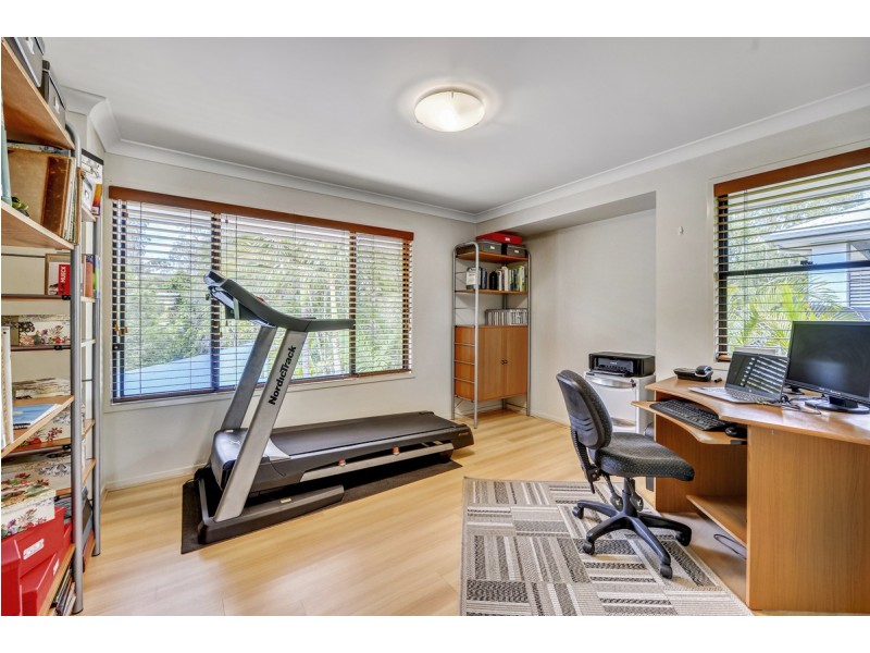 21 Backhousia Cr, Sinnamon Park QLD 4073
