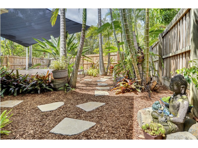 21 Backhousia Cr, Sinnamon Park QLD 4073