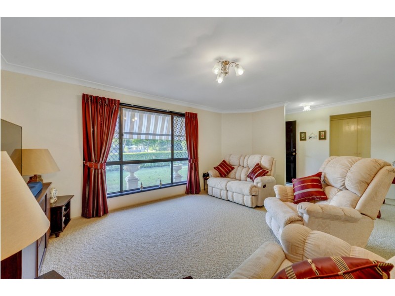 14 Loddon Street, Riverhills QLD 4074