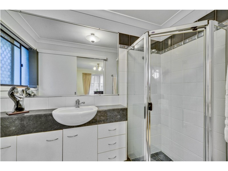 14 Loddon Street, Riverhills QLD 4074