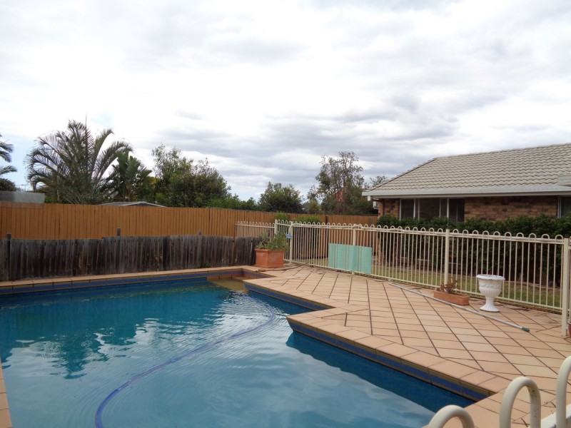 25 Serle Street, Middle Park QLD 4074