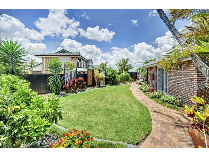 15 Peach Place, Middle Park QLD 4074