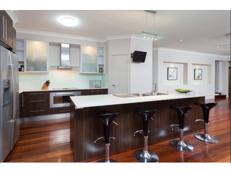 77 Brimblecombe Circuit, Pullenvale QLD 4069