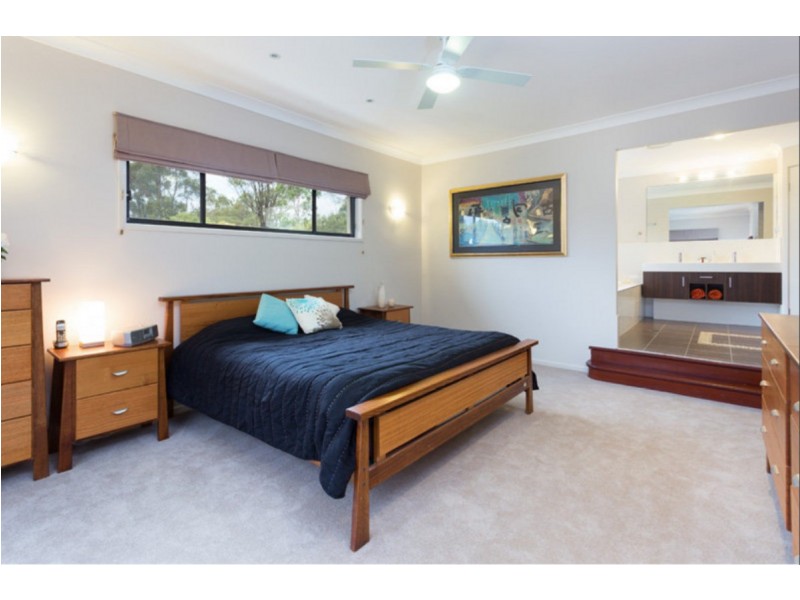 77 Brimblecombe Circuit, Pullenvale QLD 4069