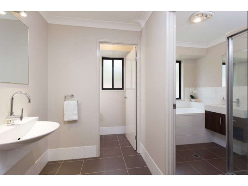 77 Brimblecombe Circuit, Pullenvale QLD 4069