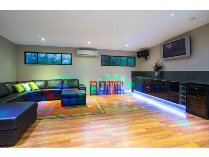 77 Brimblecombe Circuit, Pullenvale QLD 4069