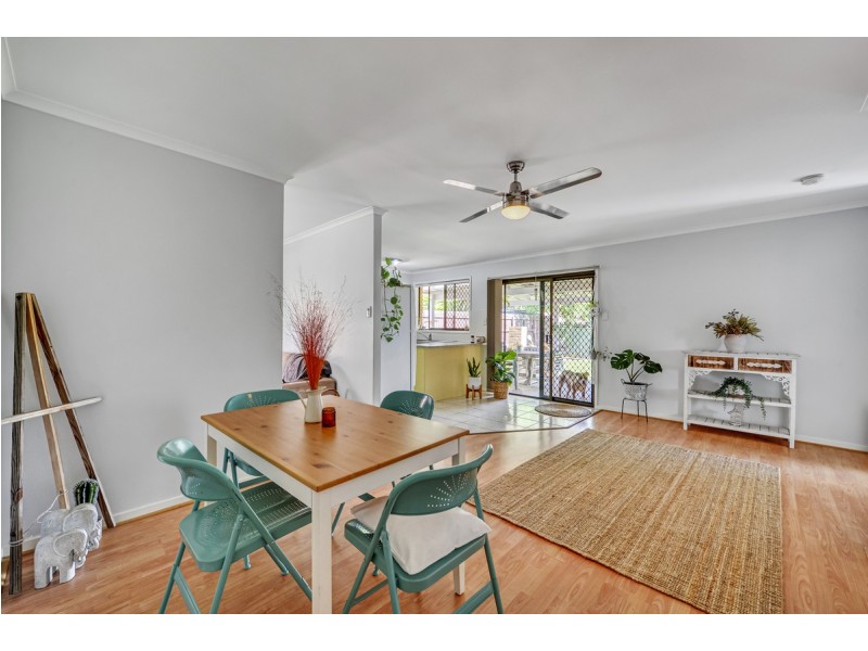 25 Paluna Street, Riverhills QLD 4074