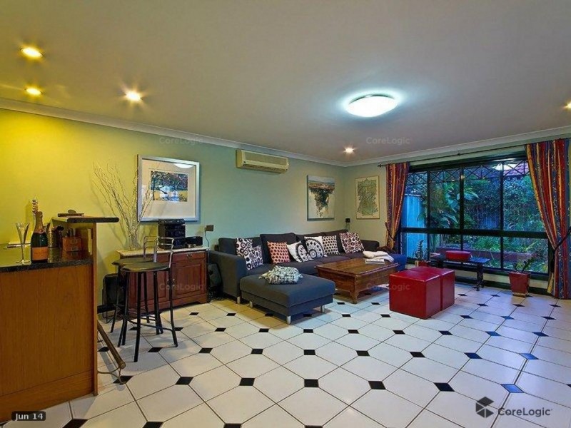 40 Drysdale Street, Mount Ommaney QLD 4074