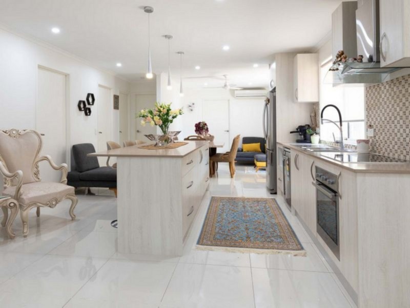 48 Leopard Tree Crescent, Sinnamon Park QLD 4073