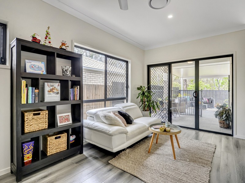 9 Nursery Place, Richlands QLD 4077