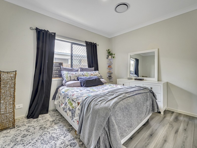 9 Nursery Place, Richlands QLD 4077