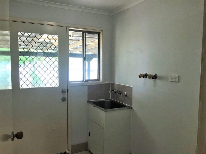 40 Radcliffe Street, Sinnamon Park QLD 4073
