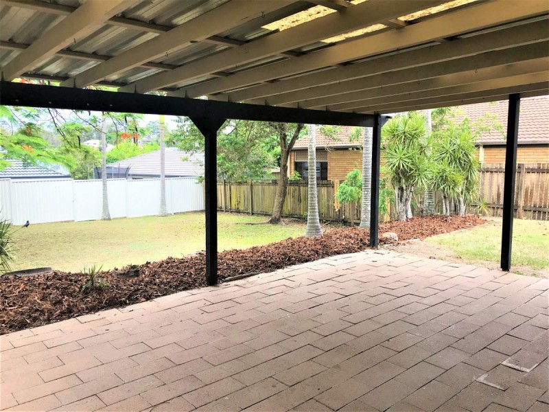 40 Radcliffe Street, Sinnamon Park QLD 4073