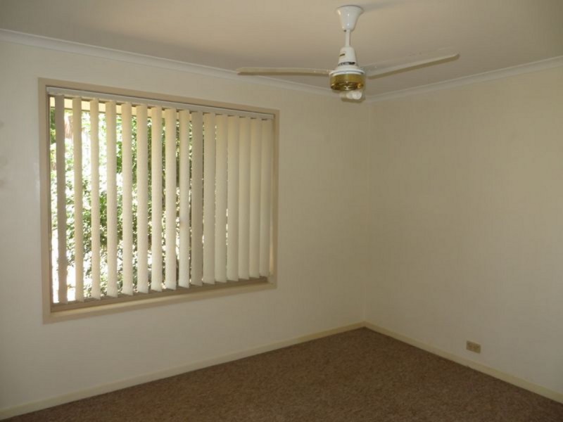 4 Rosemount Street, Sinnamon Park QLD 4073