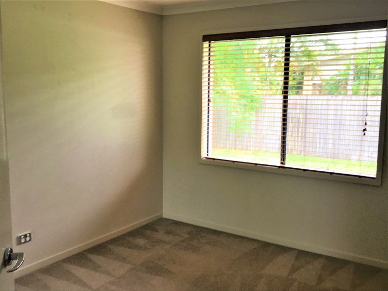 58 Barcoo Crescent, Sinnamon Park QLD 4073