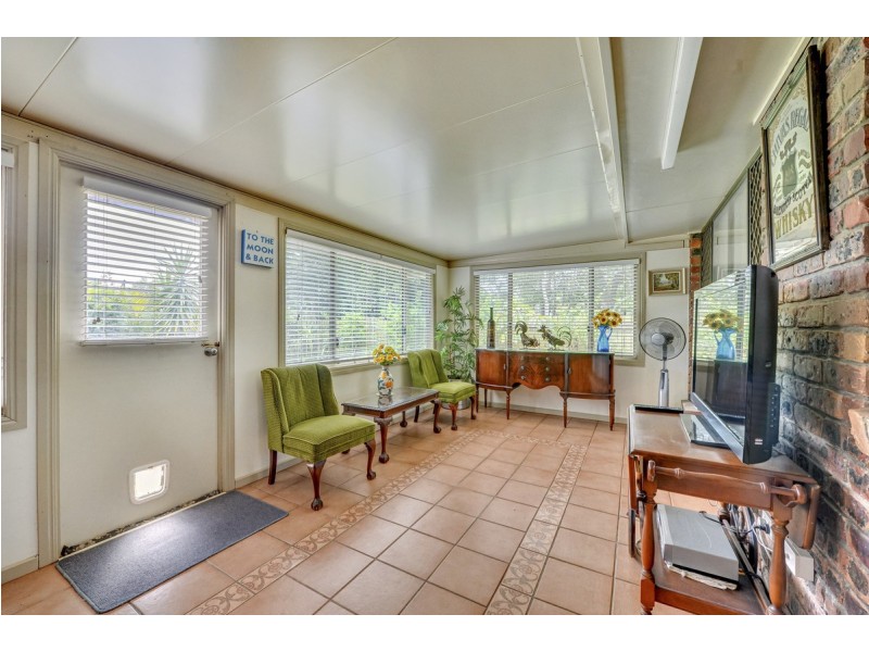 21 Flag Street, Jamboree Heights QLD 4074