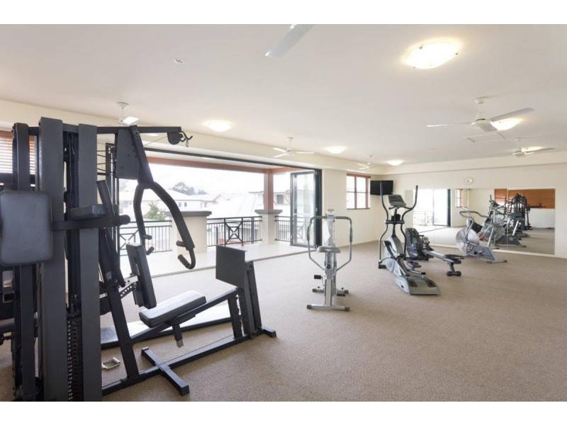 54 Greenway Circuit, Mount Ommaney QLD 4074