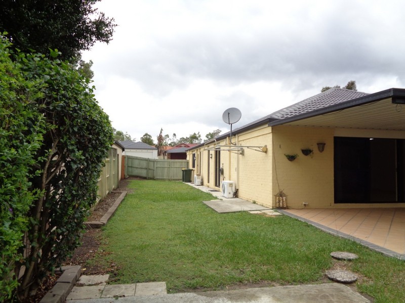 10 Columbus Place, Forest Lake QLD 4078