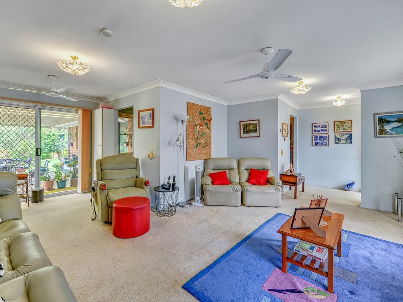 93 Dove Tree Crescent, Sinnamon Park QLD 4073