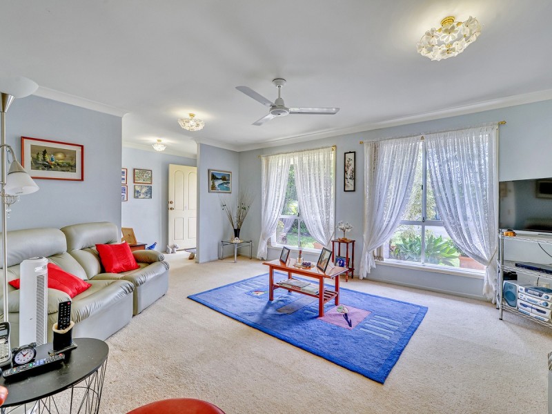 93 Dove Tree Crescent, Sinnamon Park QLD 4073