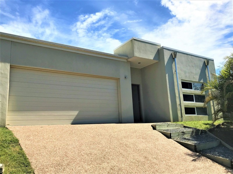 6 Romulus Circuit, Augustine Heights QLD 4300