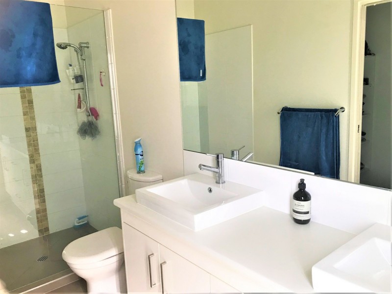 6 Romulus Circuit, Augustine Heights QLD 4300