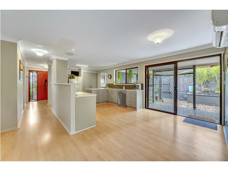 28 Port Street, Jamboree Heights QLD 4074