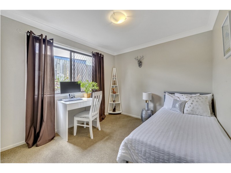 28 Port Street, Jamboree Heights QLD 4074