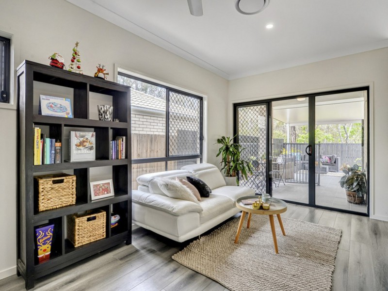 9 Nursery Place, Richlands QLD 4077