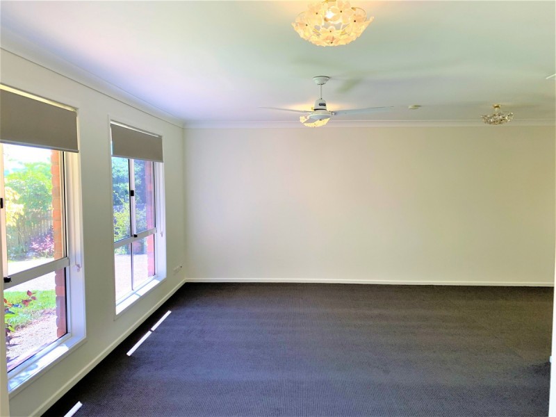 93 Dove Tree Crescent, Sinnamon Park QLD 4073