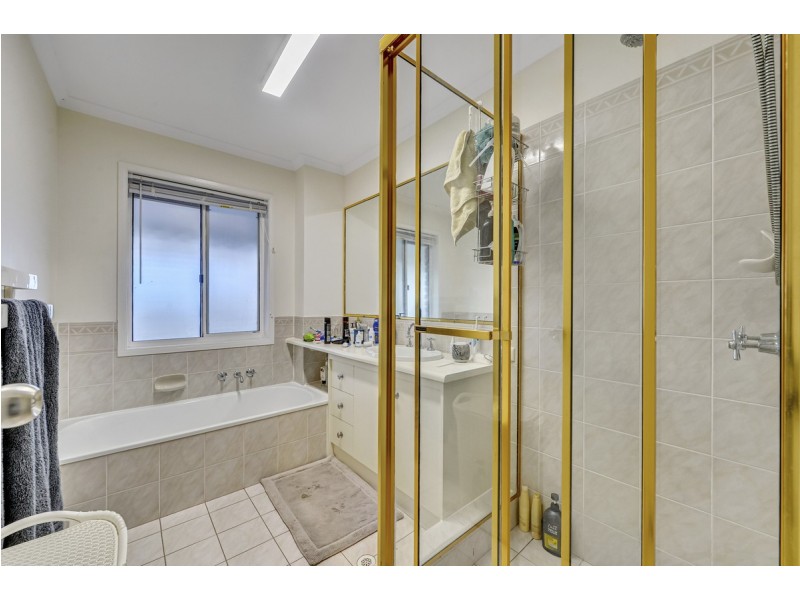 20 Cotter Crescent, Riverhills QLD 4074