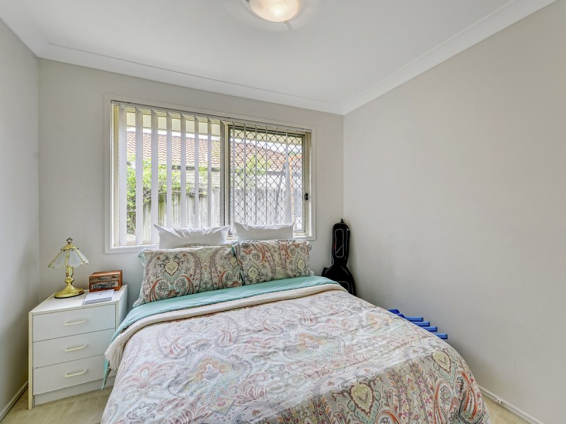 20 Derwent Place, Riverhills QLD 4074