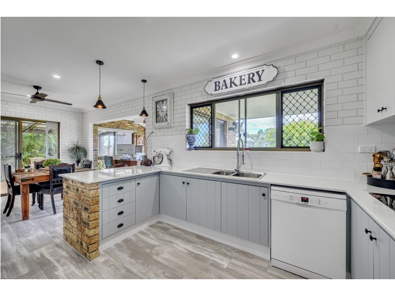 24 Kybean Street, Riverhills QLD 4074