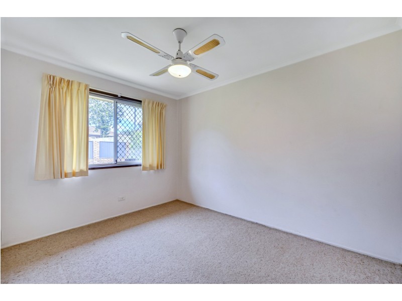 9 Eumong Street, Middle Park QLD 4074