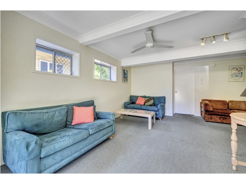 84 Boundary Road, Indooroopilly QLD 4068