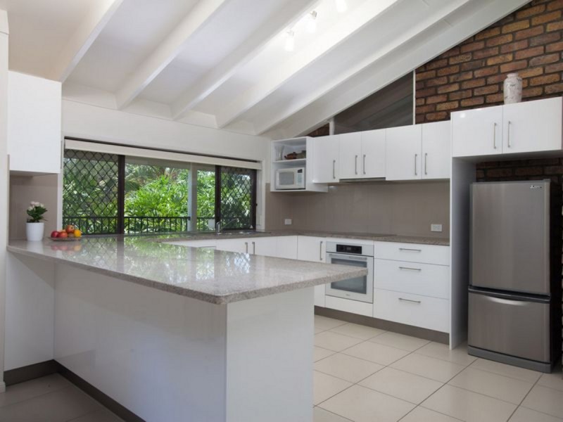 80 Mount Ommaney Drive, Jindalee QLD 4074